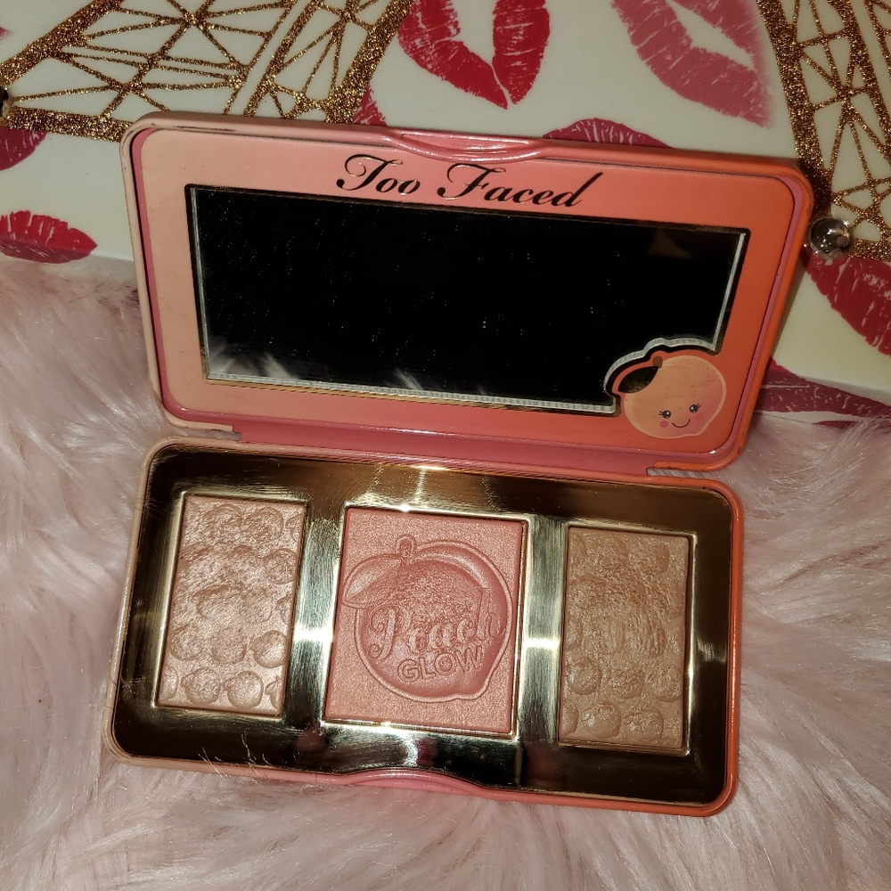 💕 Too Faced Sweet Peach Glow Highlight